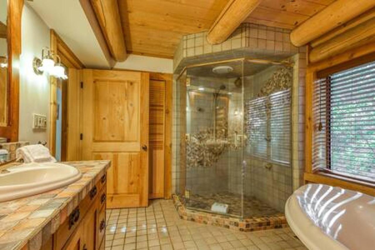 Eagles Nest - Natural Log Cabin With Guest House 아이딜와일드 외부 사진