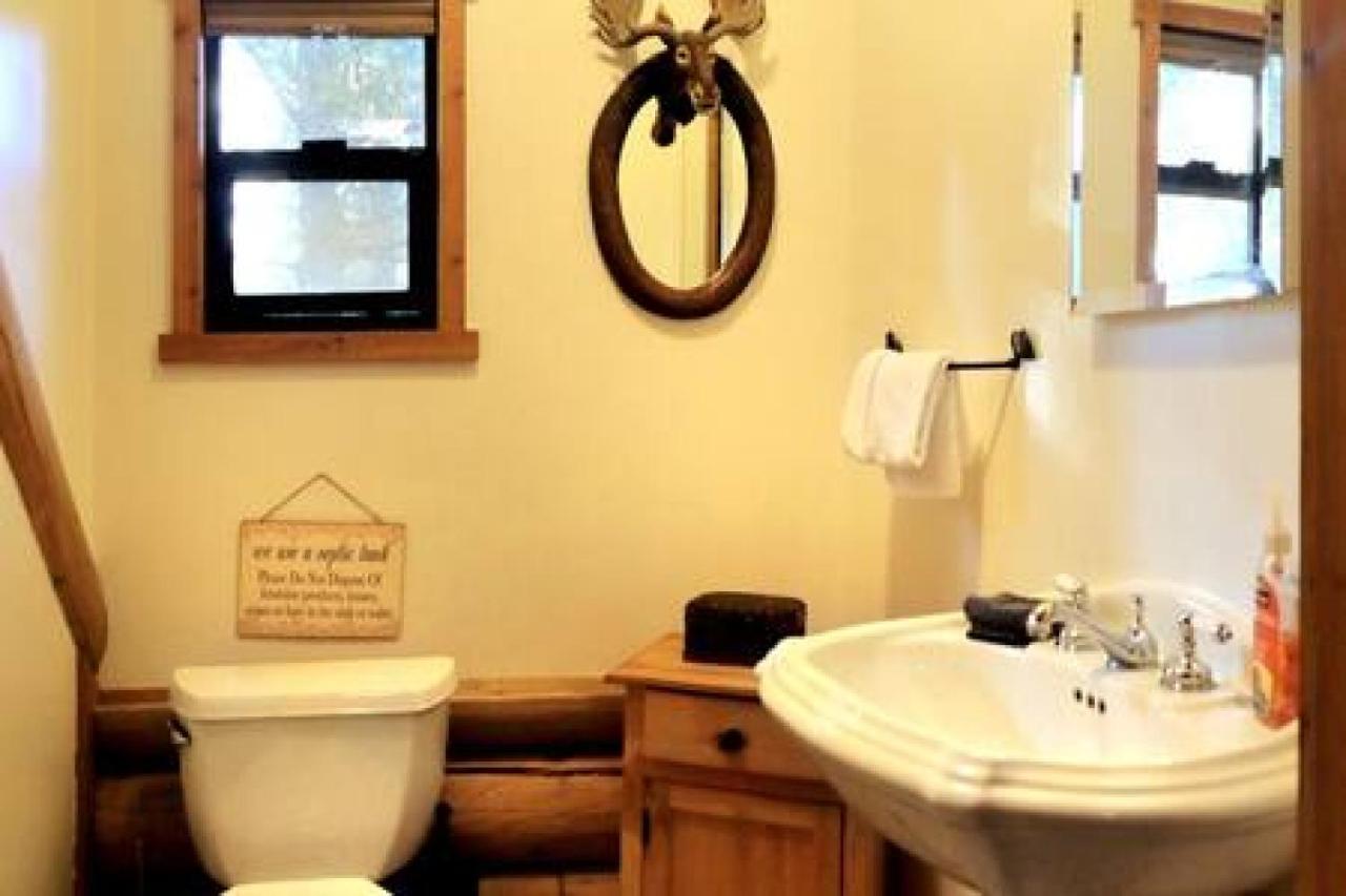 Eagles Nest - Natural Log Cabin With Guest House 아이딜와일드 외부 사진